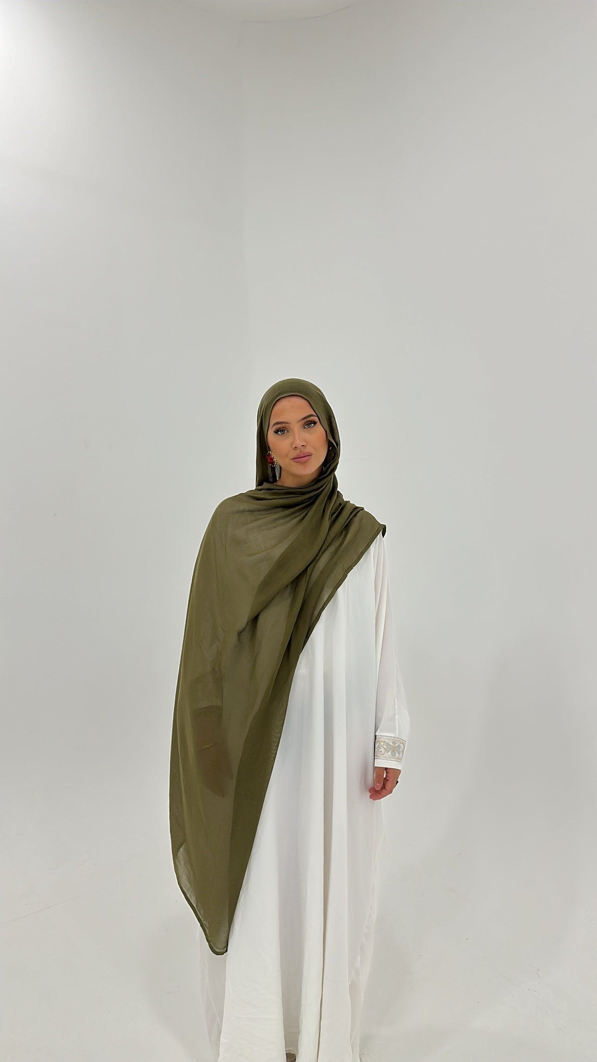 Hijab en modal kaki – Alsamnt