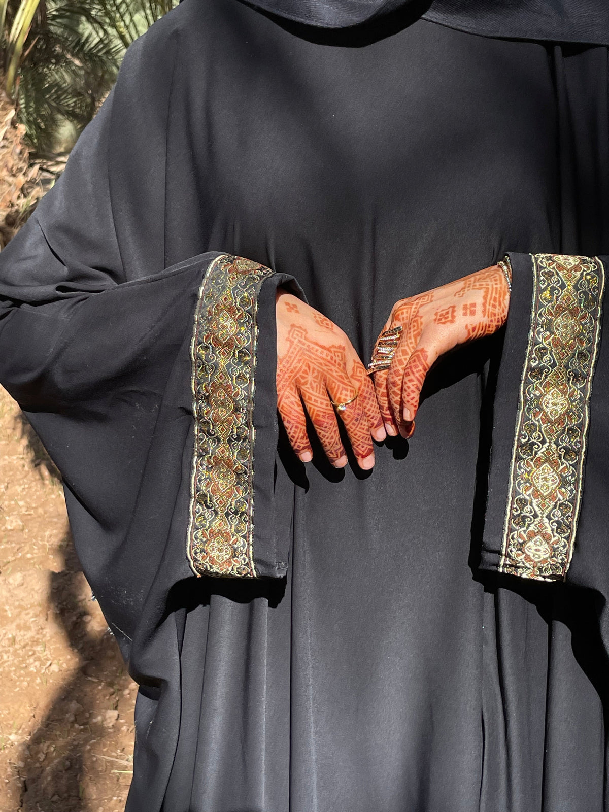 Abaya saoudienne Traba à sfifa marocaine – Alsamnt – vue 2