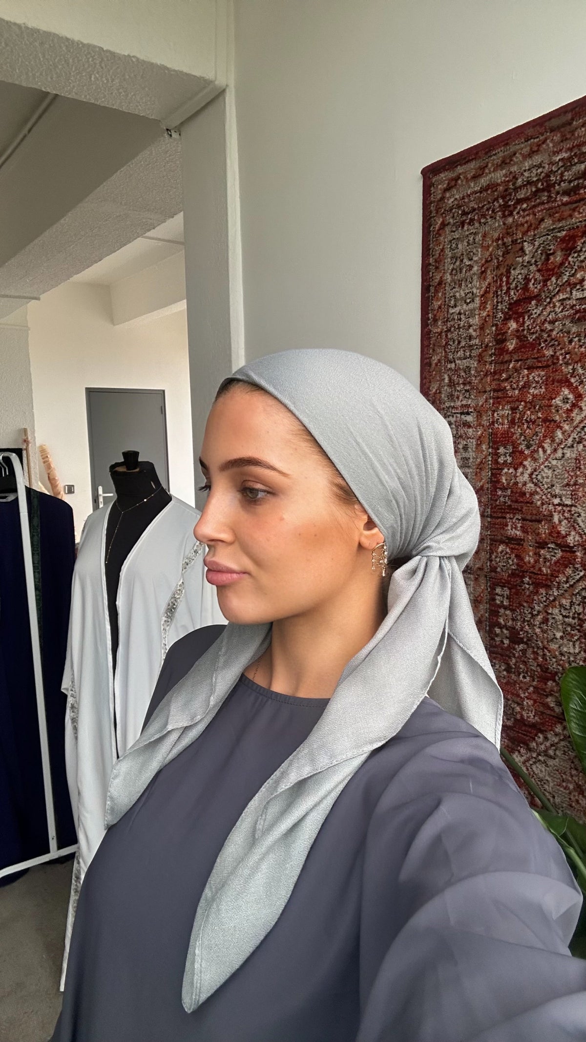 Foulard carré 90x90 gris effet coton – Alsamnt